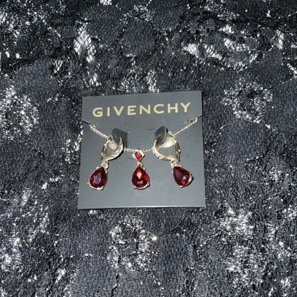 Teardrop Necklace & Earring Set